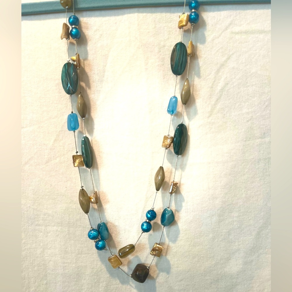 New York and Company Vintage Double Strand Blue Necklace.